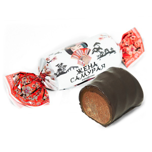 Конфеты глазированные из мягкой карамели с начинкой типа пралине "Жена самурая"